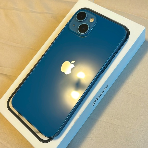 iPhone 13 blue, 128 GB - Picture 6 of 7